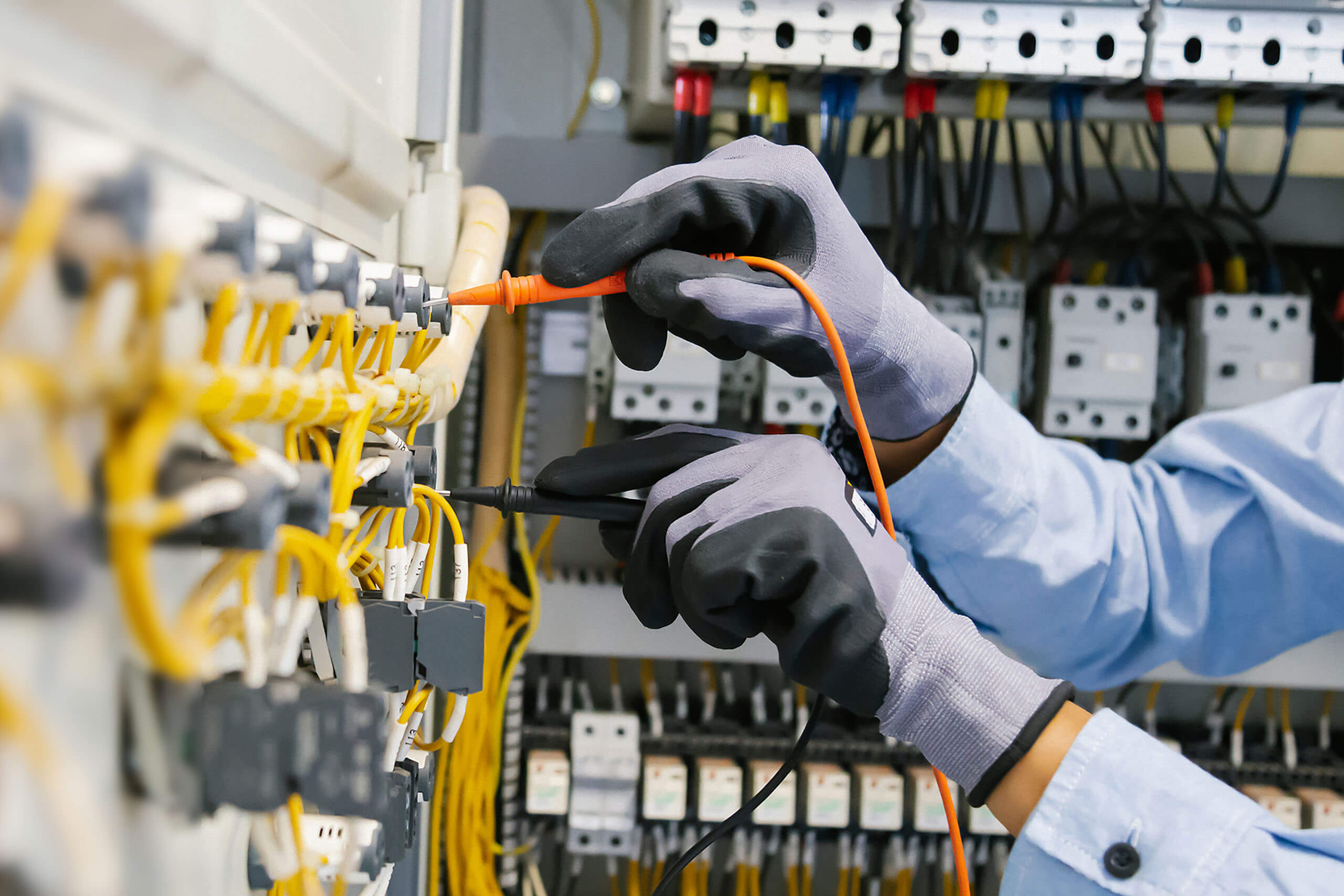 Read more about the article Why Skilled Trades Are More Valuable Than Ever